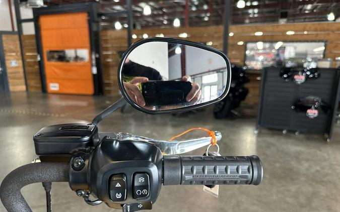 2025 Harley-Davidson® FXBB - Street Bob®