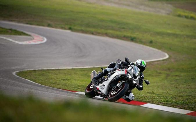 2025 Kawasaki Ninja ZX-6R ABS