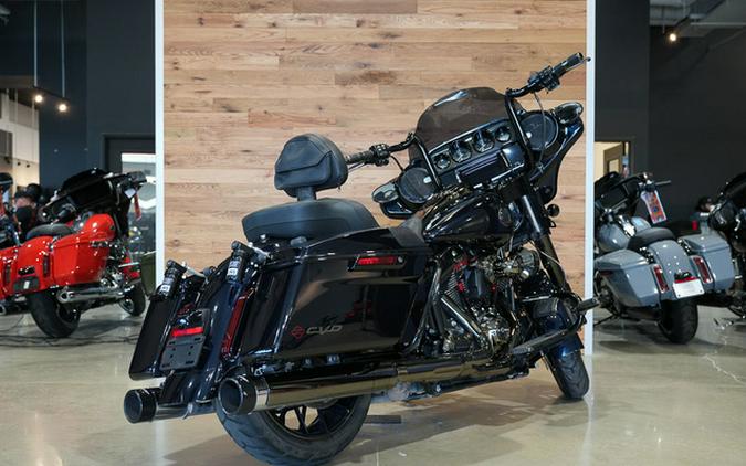 2022 Harley-Davidson FLHXSE - CVO Street Glide