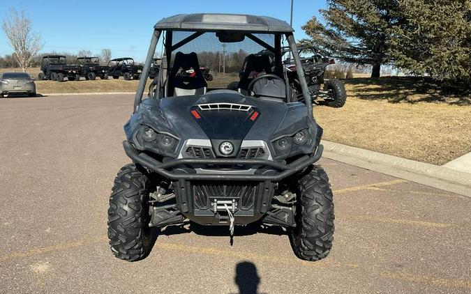 2015 Can-Am® Commander™ XT™ 1000