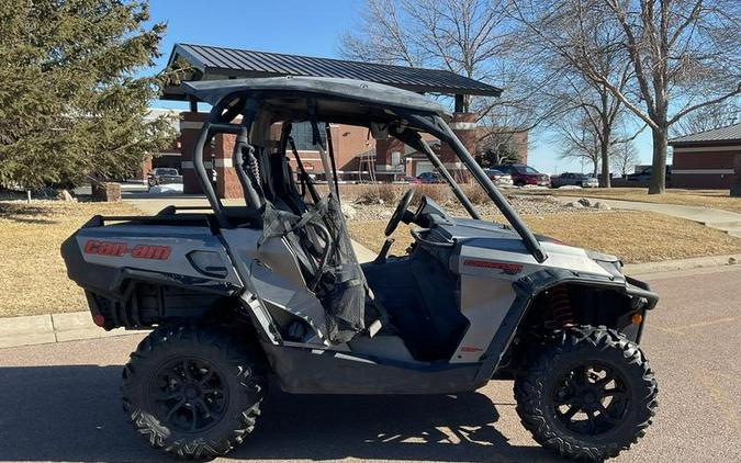 2015 Can-Am® Commander™ XT™ 1000