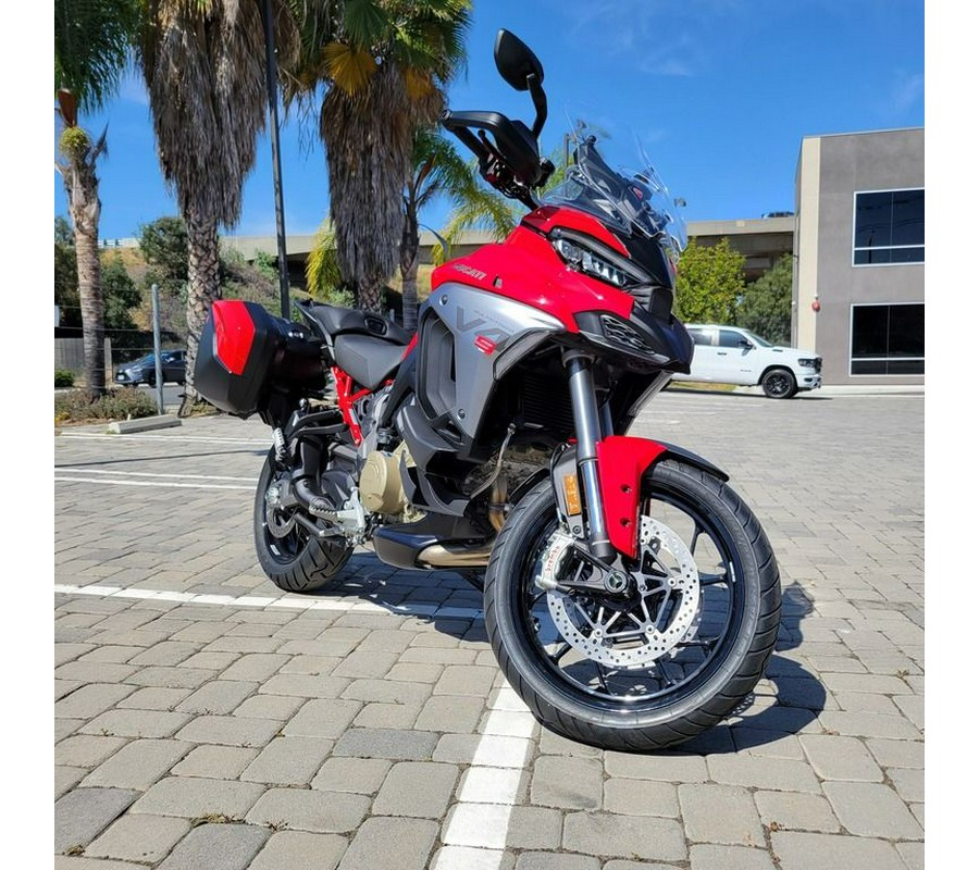 2026 Ducati Multistrada V4s Travel & Radar