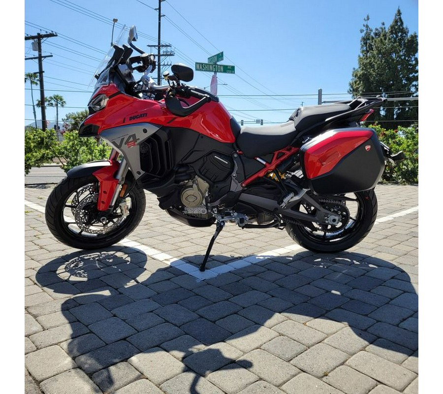 2026 Ducati Multistrada V4s Travel & Radar