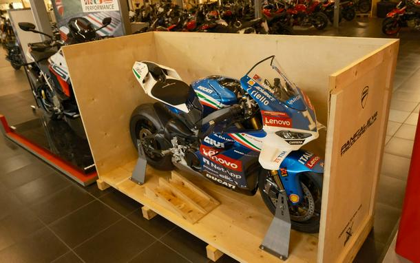 2025 Ducati Panigale V4 S Tricolore