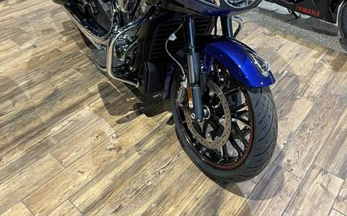 2022 Indian Motorcycle® Challenger® Limited Spirit Blue Metallic/Black Metallic