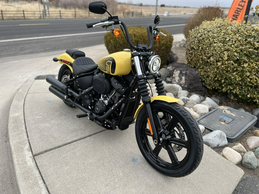 2023 Harley-Davidson Street Bob 114 Industrial Yellow