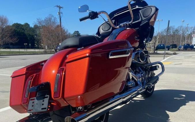 2024 Harley-Davidson Road Glide® Whiskey Fire