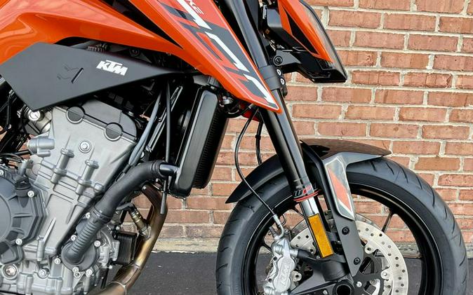 2024 KTM Duke 790