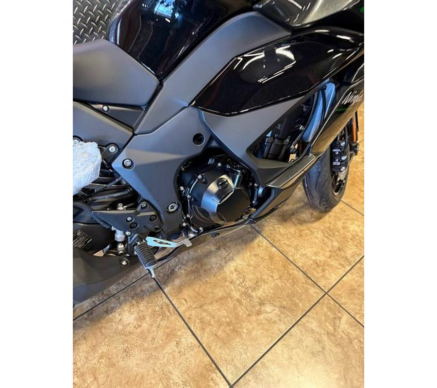 2025 Kawasaki Ninja® 1100SX ABS