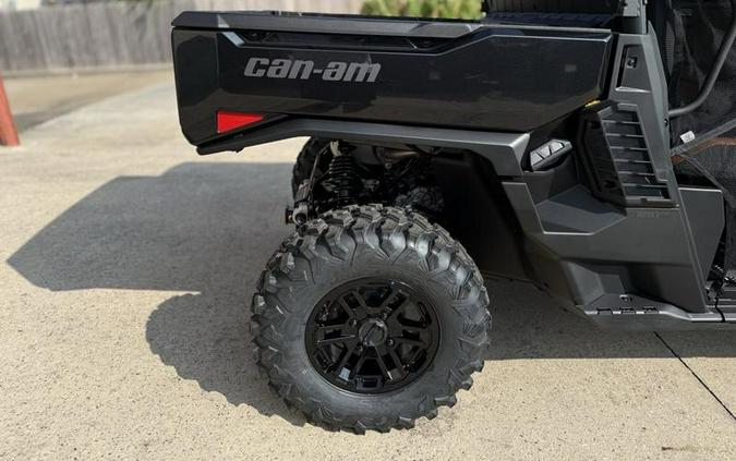 2026 Can-Am® Defender MAX LONE STAR HD11