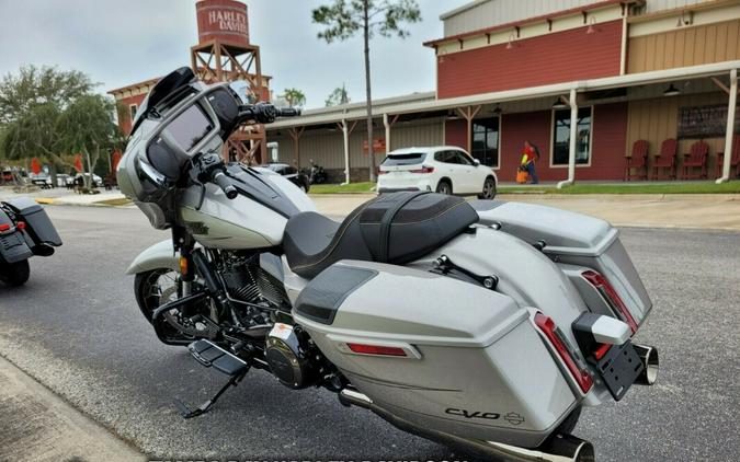 Harley-Davidson 2023 CVO™ Street Glide