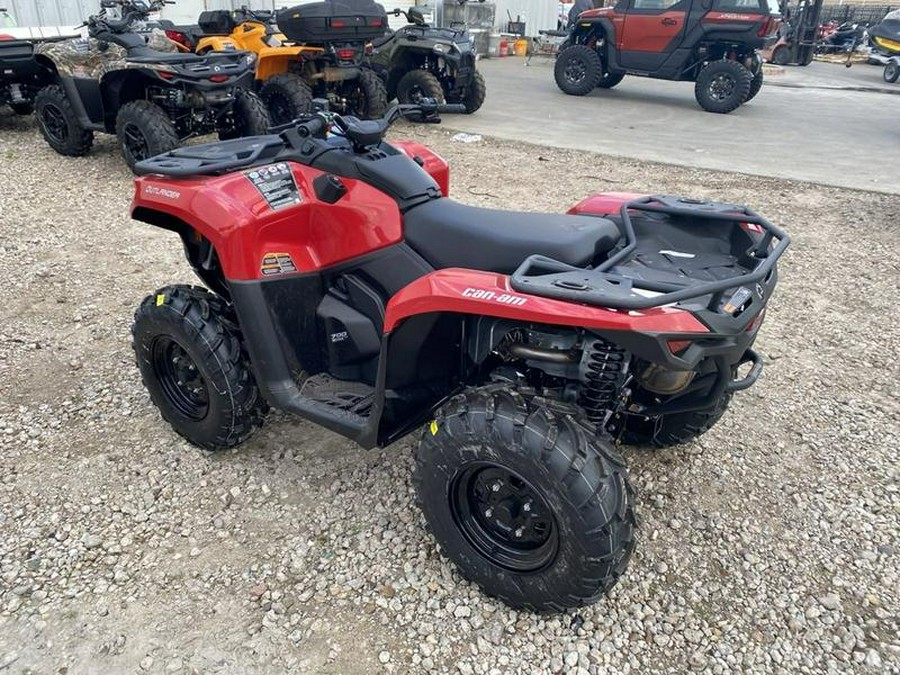 2024 Can-Am® Outlander DPS 700