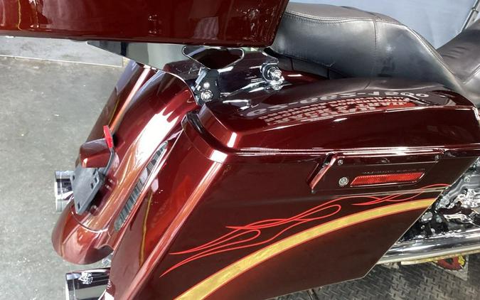 2010 Harley-Davidson® FLHXSE - CVO™ Street Glide®