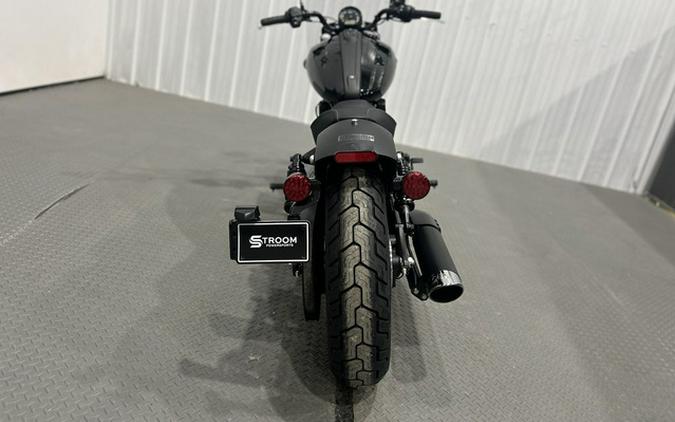 2025 Indian Scout Sixty Bobber Black Metallic