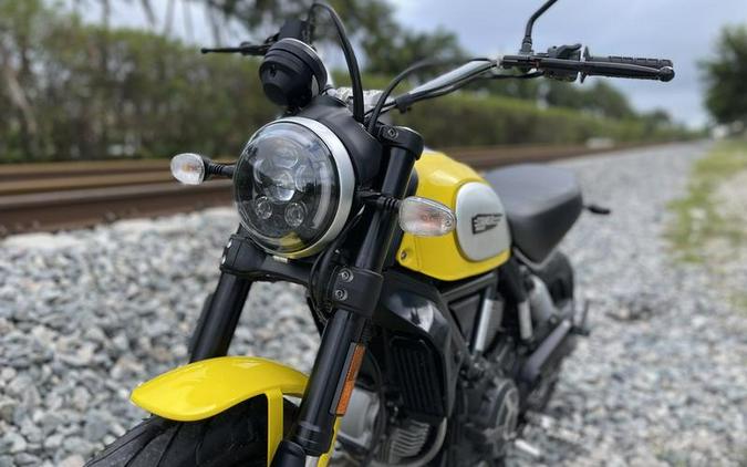 2015 Ducati Scrambler Icon '62 Yellow