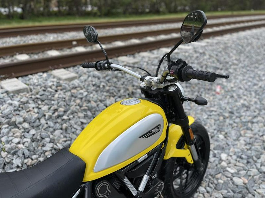 2015 Ducati Scrambler Icon '62 Yellow