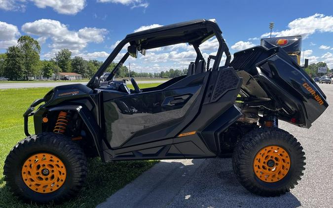 2022 Can-Am® Commander XT-P