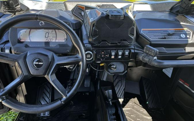 2022 Can-Am® Commander XT-P