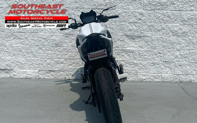 2021 Kawasaki Z650 ABS Pearl Blizzard White/Metallic Spark Black