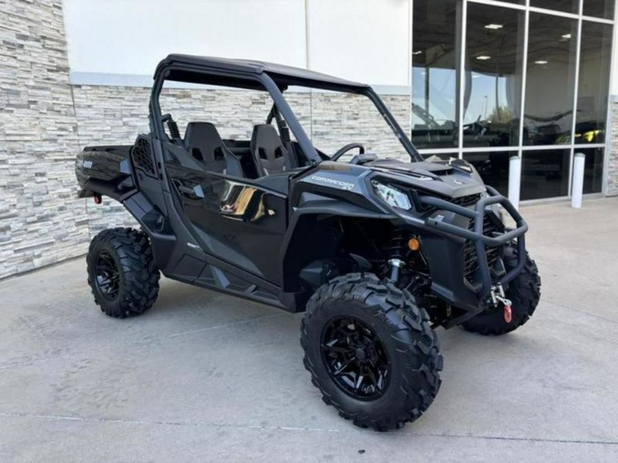 2025 Can-Am® Commander XT 700