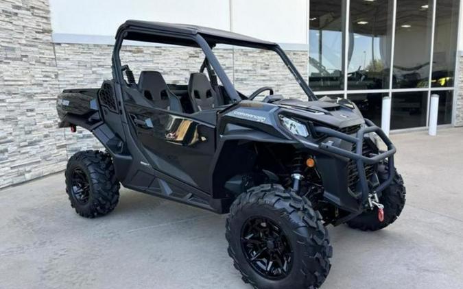 2025 Can-Am® Commander XT 700
