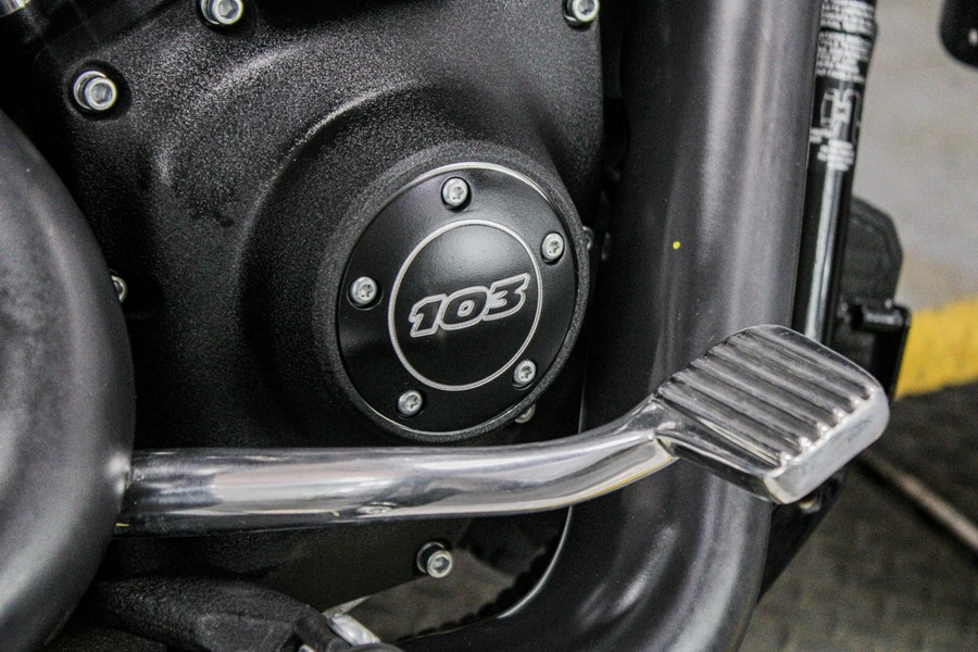 2016 Harley-Davidson DYNA STREET BOB