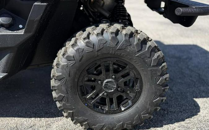 2026 Can-Am® Defender MAX LONE STAR HD11