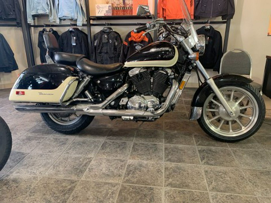 1998 Honda Shadow ACE Tour