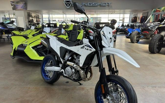 2026 Suzuki DR-Z 4SM