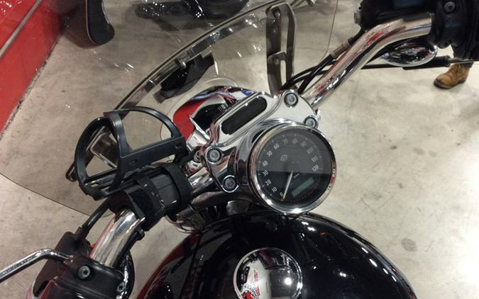 2014 Harley-Davidson Sportster XL1200C 1200 Custom