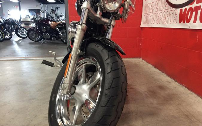 2014 Harley-Davidson Sportster XL1200C 1200 Custom