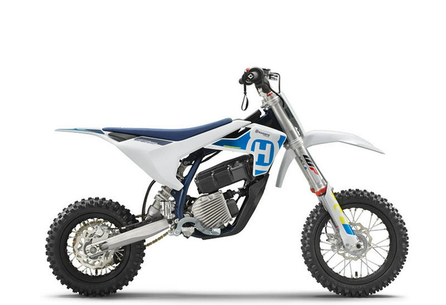 2023 Husqvarna® EE 5