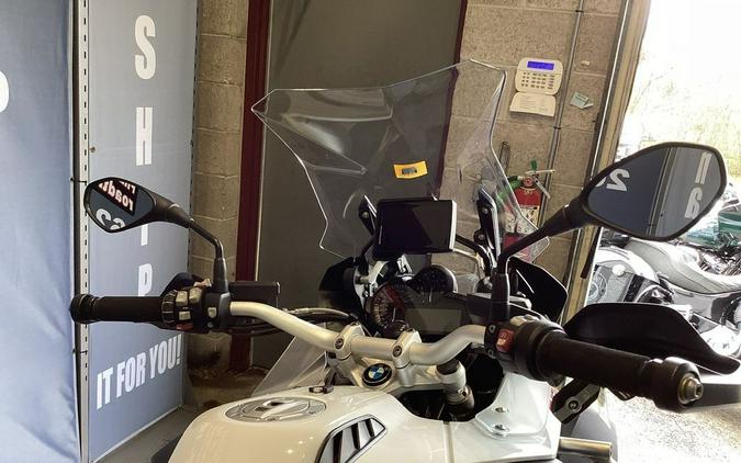 2017 BMW R 1200 GS Adventure Premium Low Suspension Light White