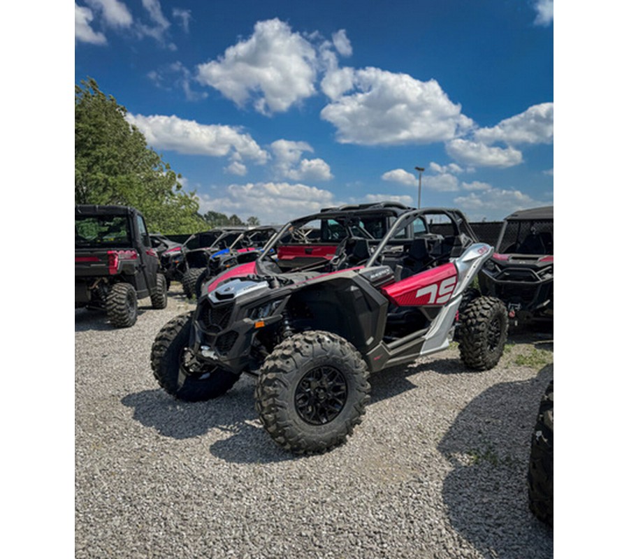 2024 Can-Am Maverick X3 DS Turbo Fiery Red & Hyper Silver