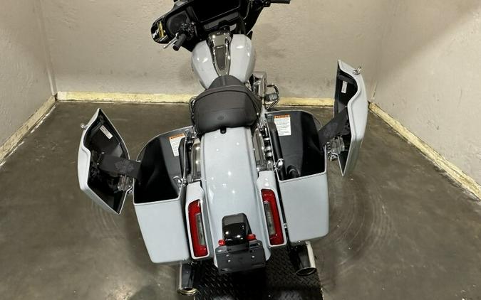 Harley-Davidson Street Glide® 2024 FLHX 84433506 BILLIARD GRAY