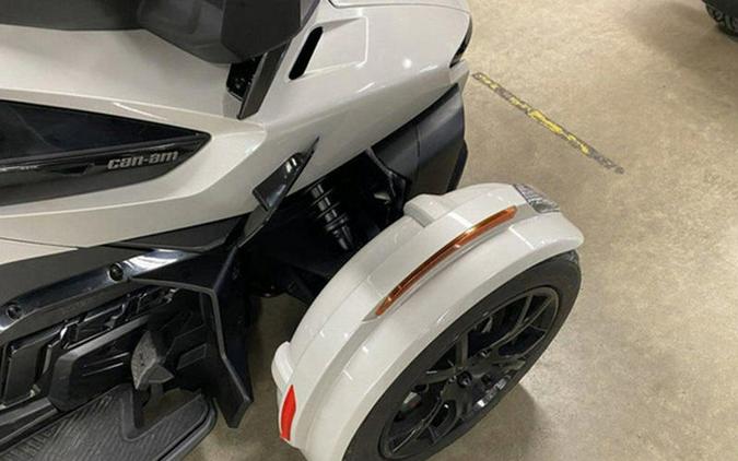 2021 Can-Am® Spyder® RT SE6