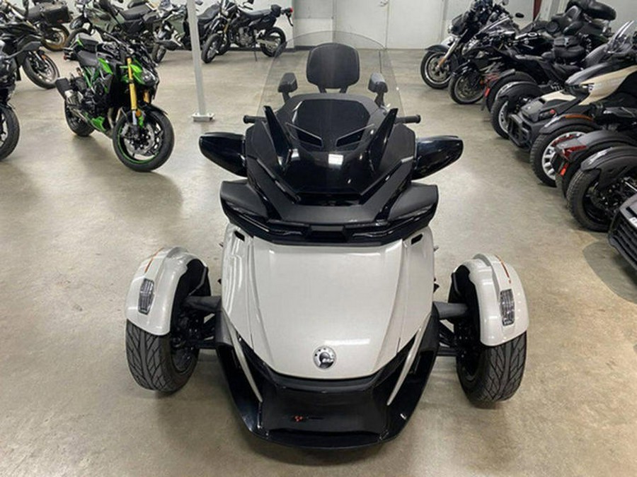 2021 Can-Am® Spyder® RT SE6