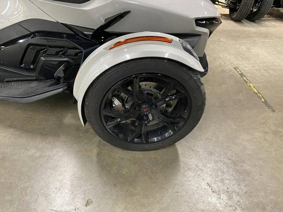 2021 Can-Am® Spyder® RT SE6