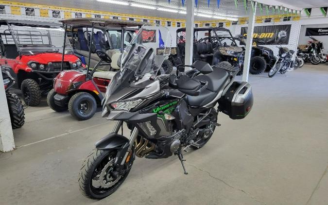 2023 Kawasaki Versys® 1000 SE LT+