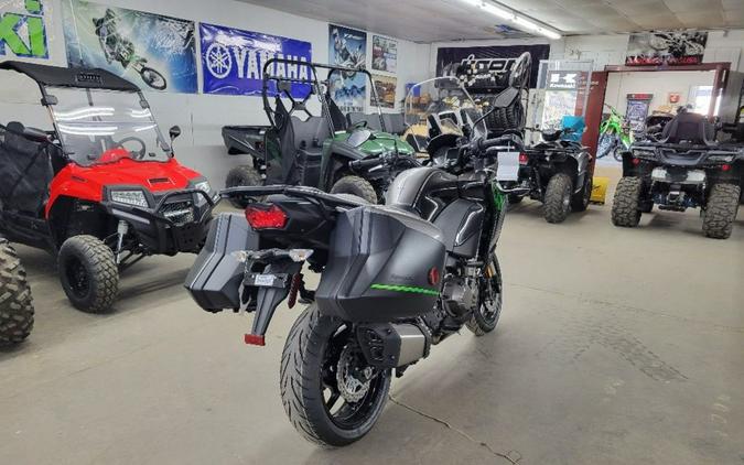 2023 Kawasaki Versys® 1000 SE LT+