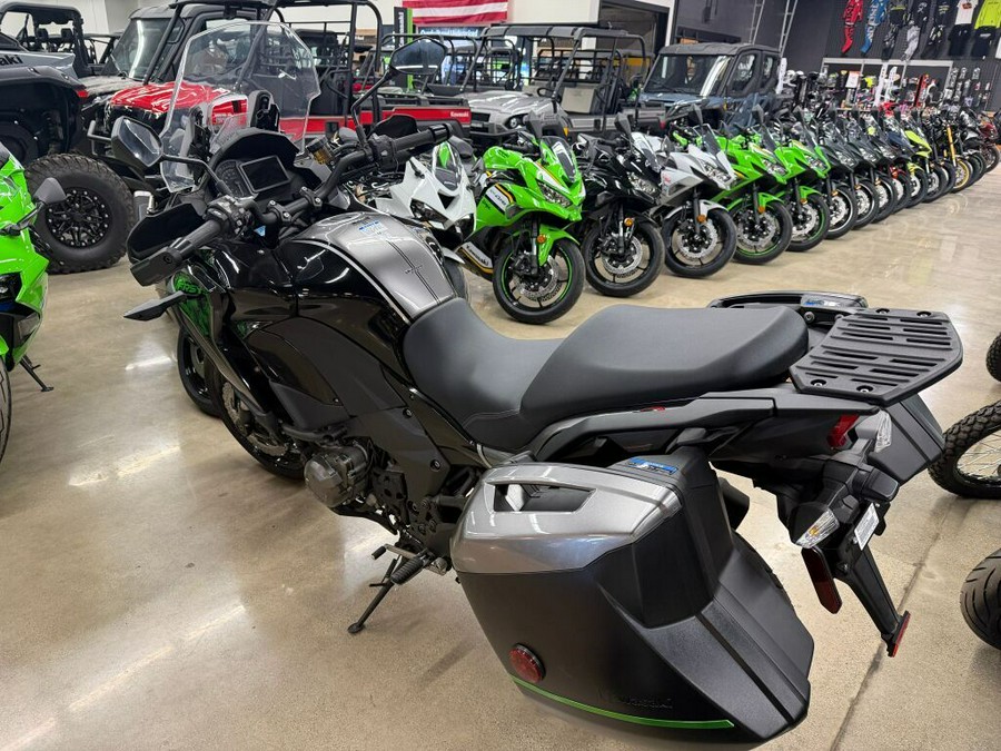 2023 Kawasaki Versys® 1000 SE LT+