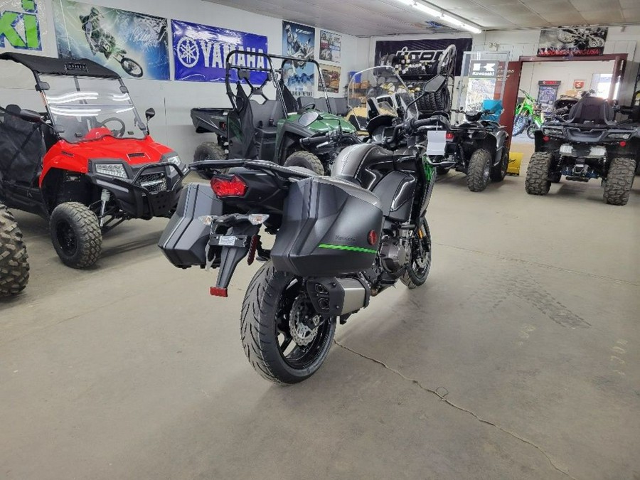 2023 Kawasaki Versys® 1000 SE LT+