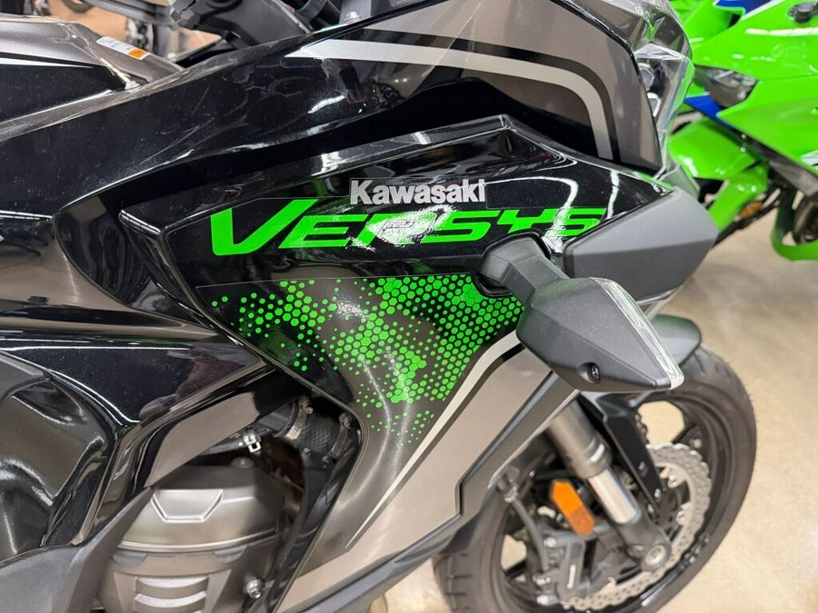 2023 Kawasaki Versys® 1000 SE LT+
