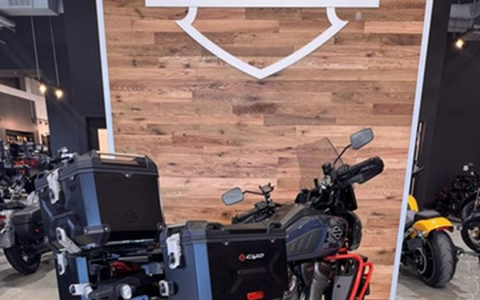 2025 Harley-Davidson Pan America CVO