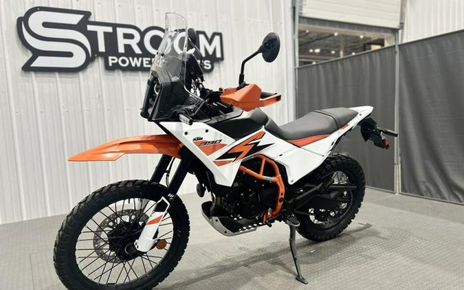 2026 KTM Adventure 390 R