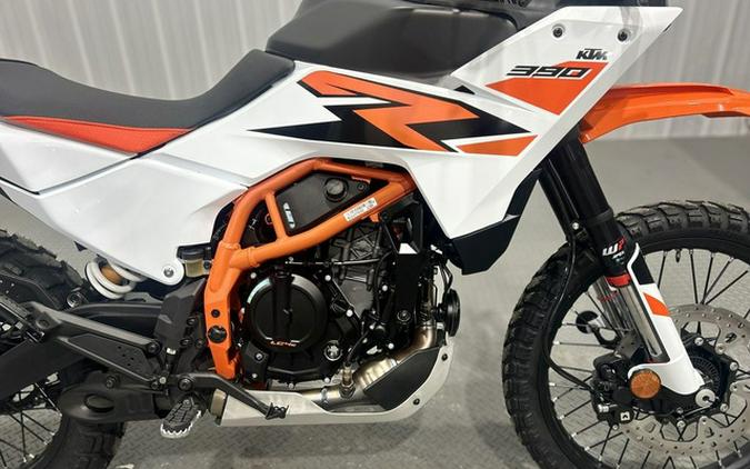 2026 KTM Adventure 390 R