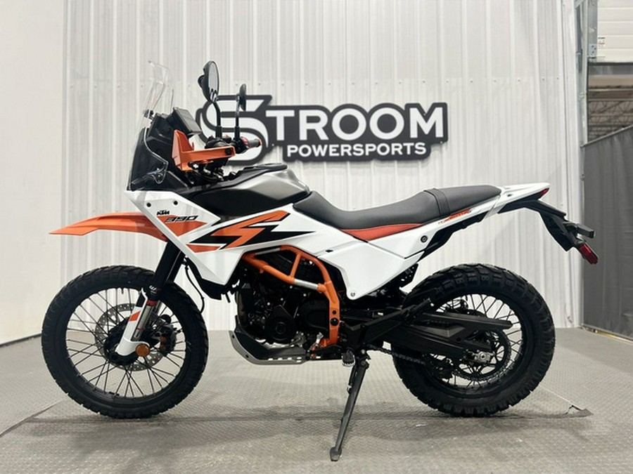 2026 KTM Adventure 390 R