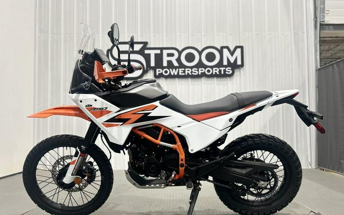 2026 KTM Adventure 390 R