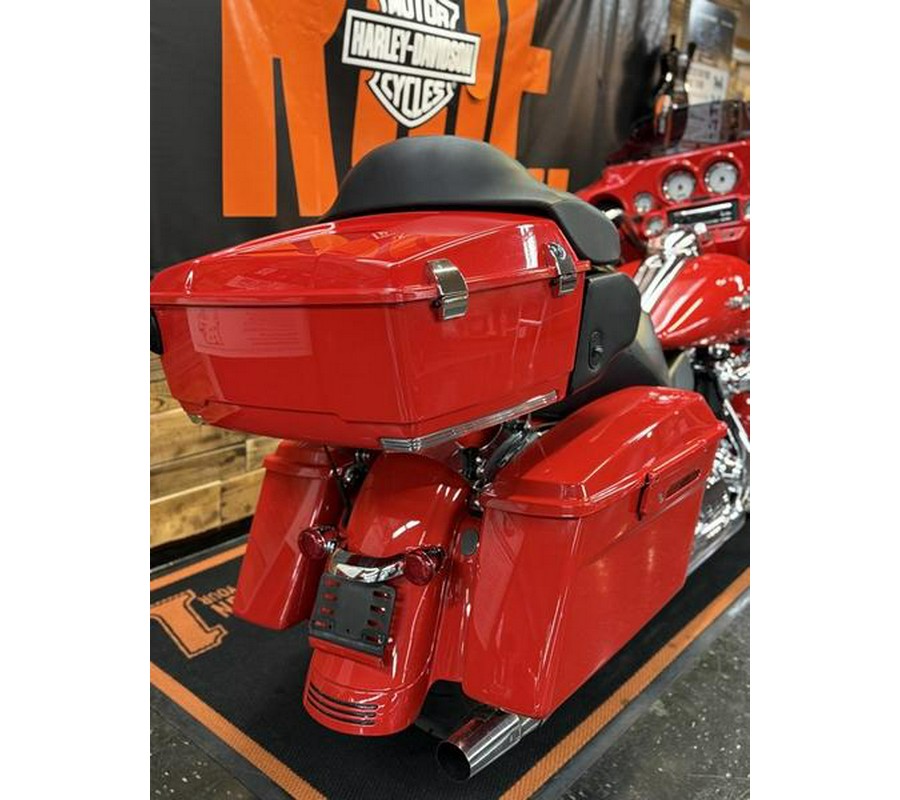 2010 Harley-Davidson® FLHX - Street Glide®