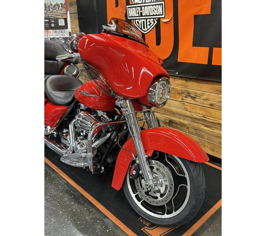 2010 Harley-Davidson® FLHX - Street Glide®